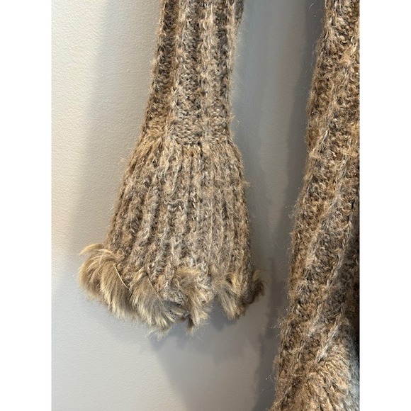 ARDEN B Womens Knit Cardigan Sweater Jacket Fur Trim Ruffle Waterfall M - Picture 3 of 9